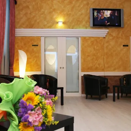 Residence H5 호텔 3*