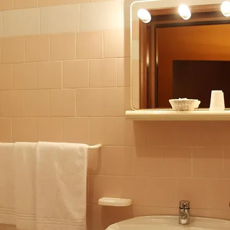 호텔 Residence H5 3*