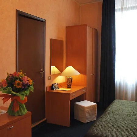 Residence H5 3* פיאצ'נצה