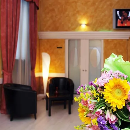 Residence H5 ホテル ピアチェンツァ