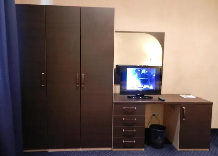 מלון Residence H5 3*