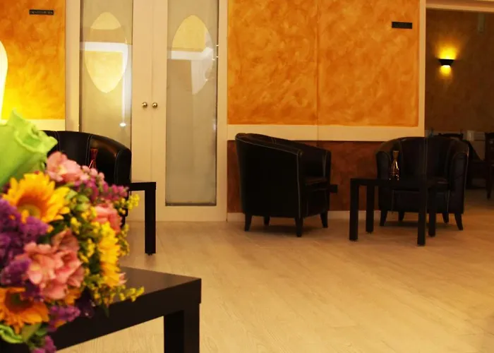 Residence H5 Hotel 3*