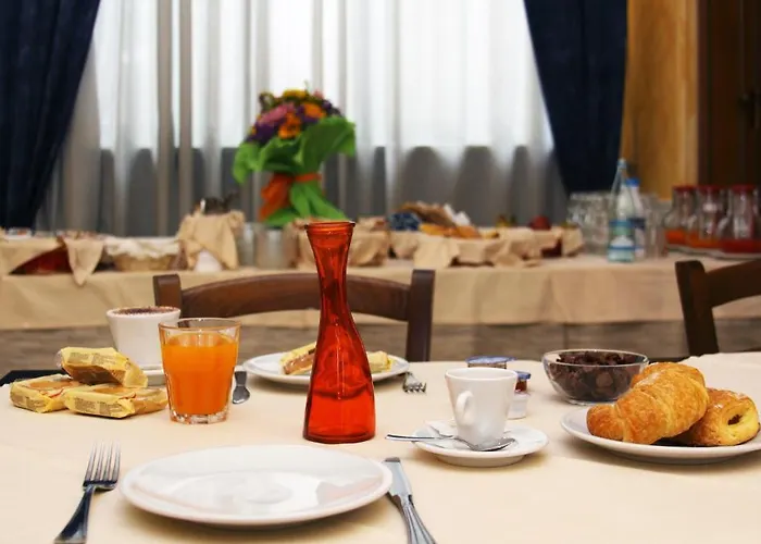 Residence H5 Hotel 3*